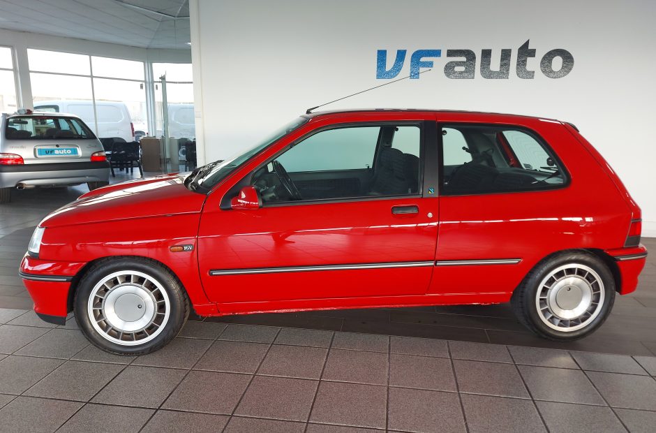 Renault Clio 1.8 16V