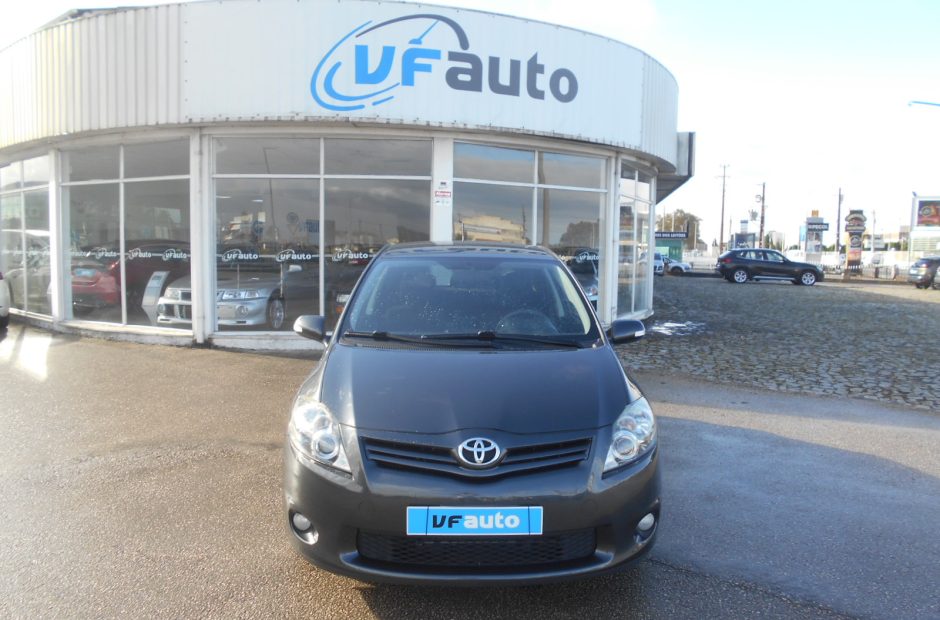 Toyota Auris 1.4 D-4D DYNAMIC