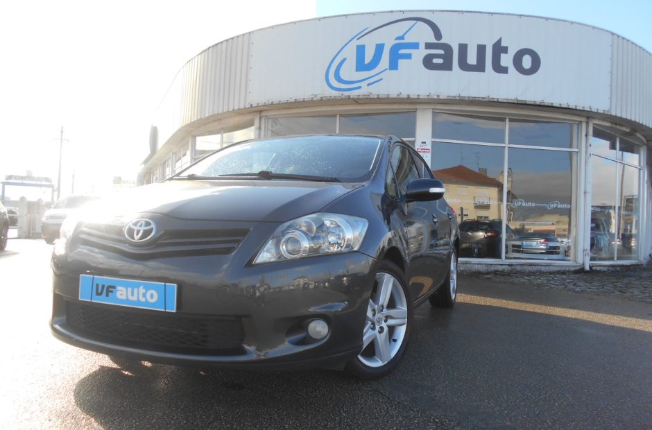 Toyota Auris 1.4 D-4D DYNAMIC