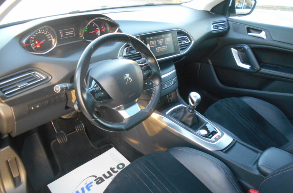 Peugeot 308 SW 1.6 HDI Feline